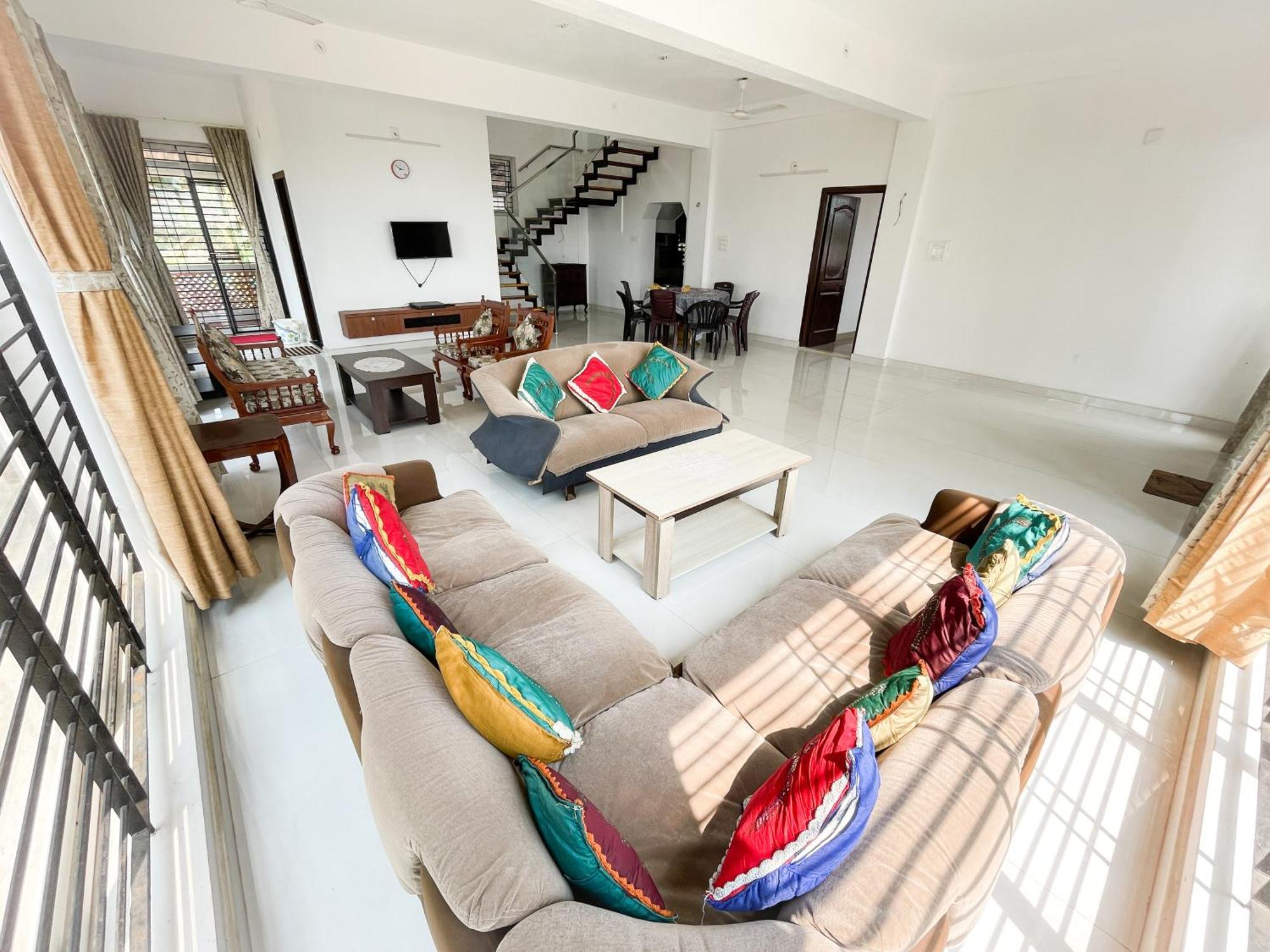 Gintara Beach Homestay By Evaddo Kalyānpur Buitenkant foto
