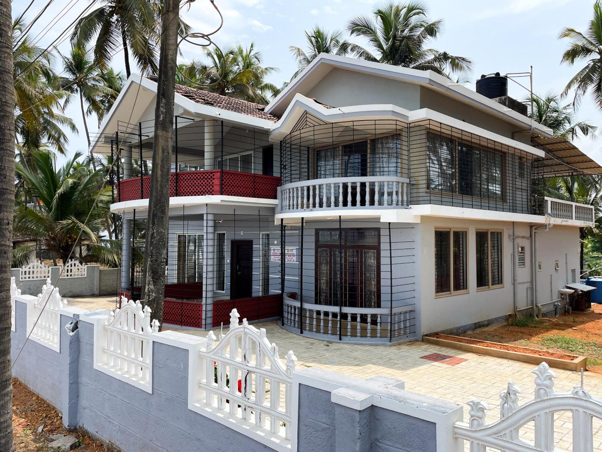Gintara Beach Homestay By Evaddo Kalyānpur Buitenkant foto