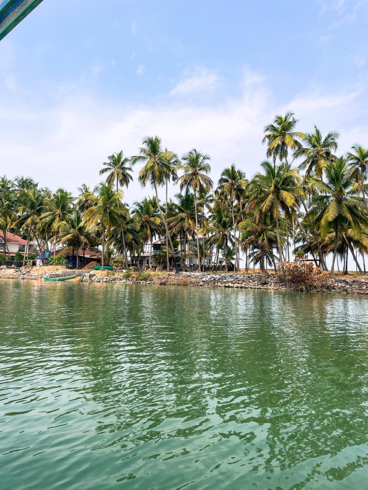 Gintara Beach Homestay By Evaddo Kalyānpur Buitenkant foto